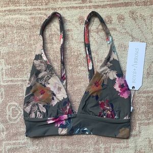 New ➕ Boys + Arrows Fillis Top in Darling